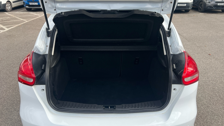 Ford Focus 1.5 EcoBoost Zetec S 5dr Petrol Hatchback